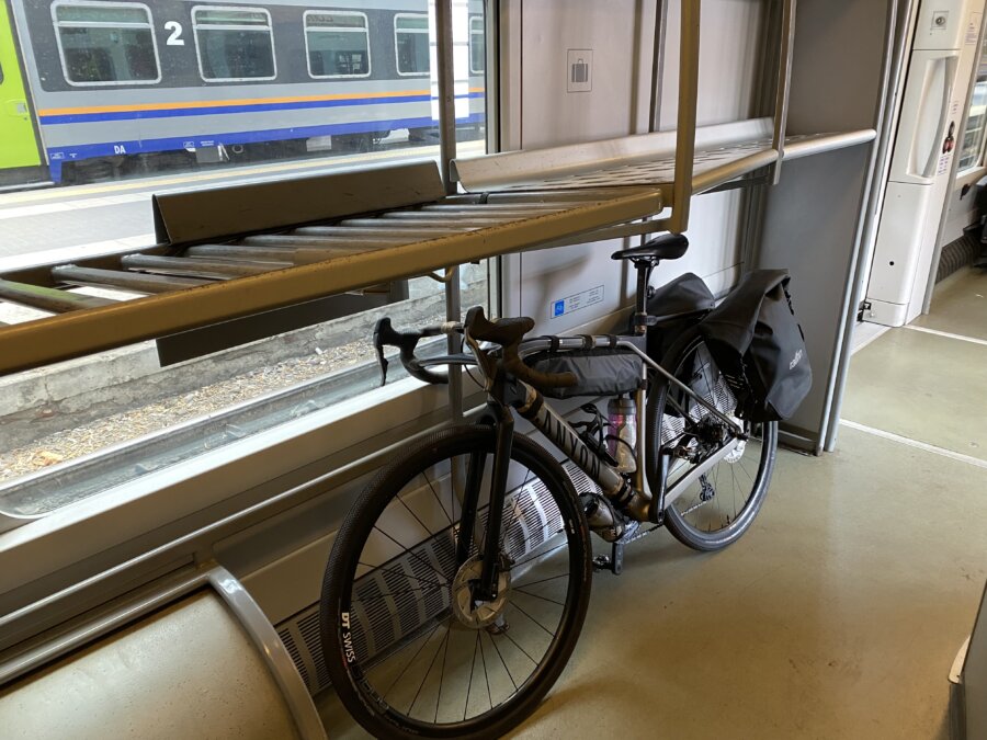 4 F2 ED2 B5 D13 E 4 B0 D A961 D445 D1 C067 C1