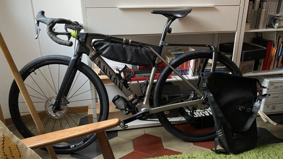 Prestata da Bruce Wayne