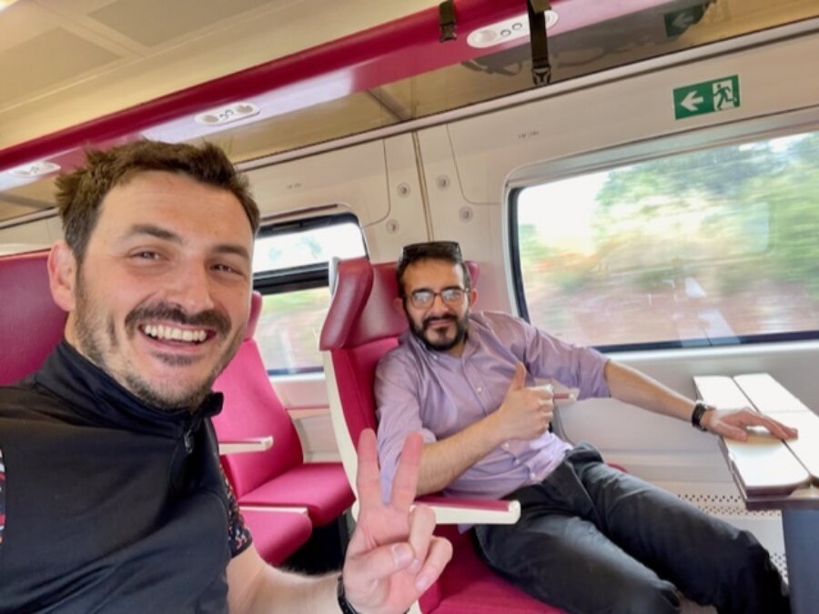 Io e Gianni sul treno per San Gavino
