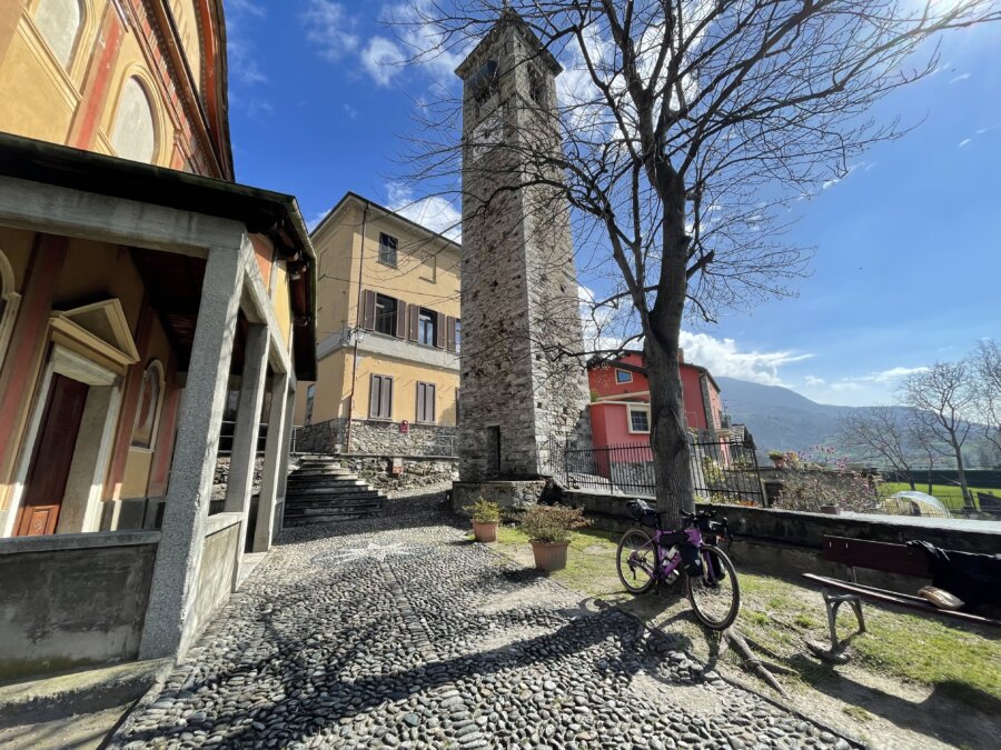 Piccola chiesa a Settimo Vittone